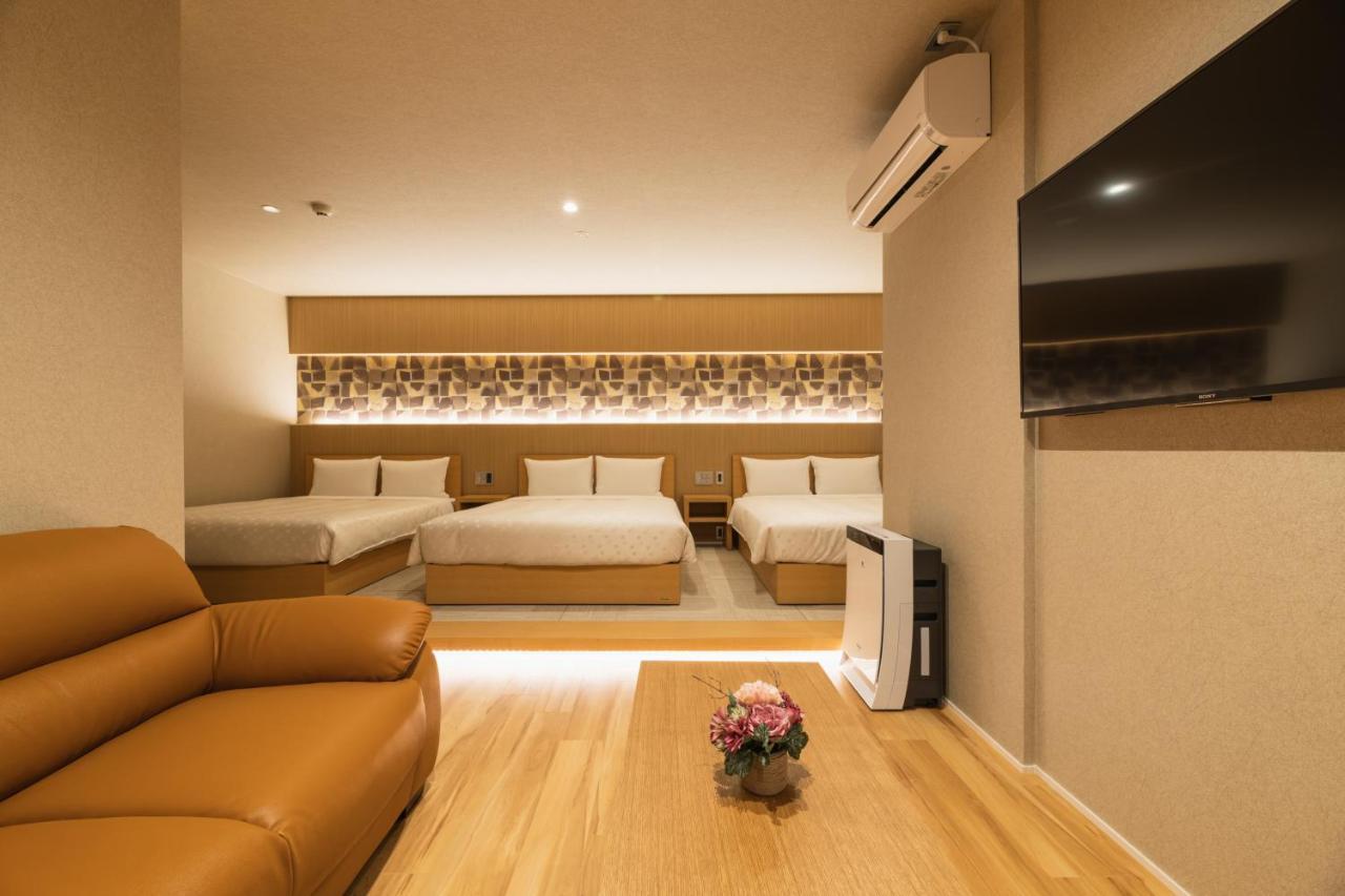 Aparthotel Grand Base Hakatamon Fukuoka  Exterior foto