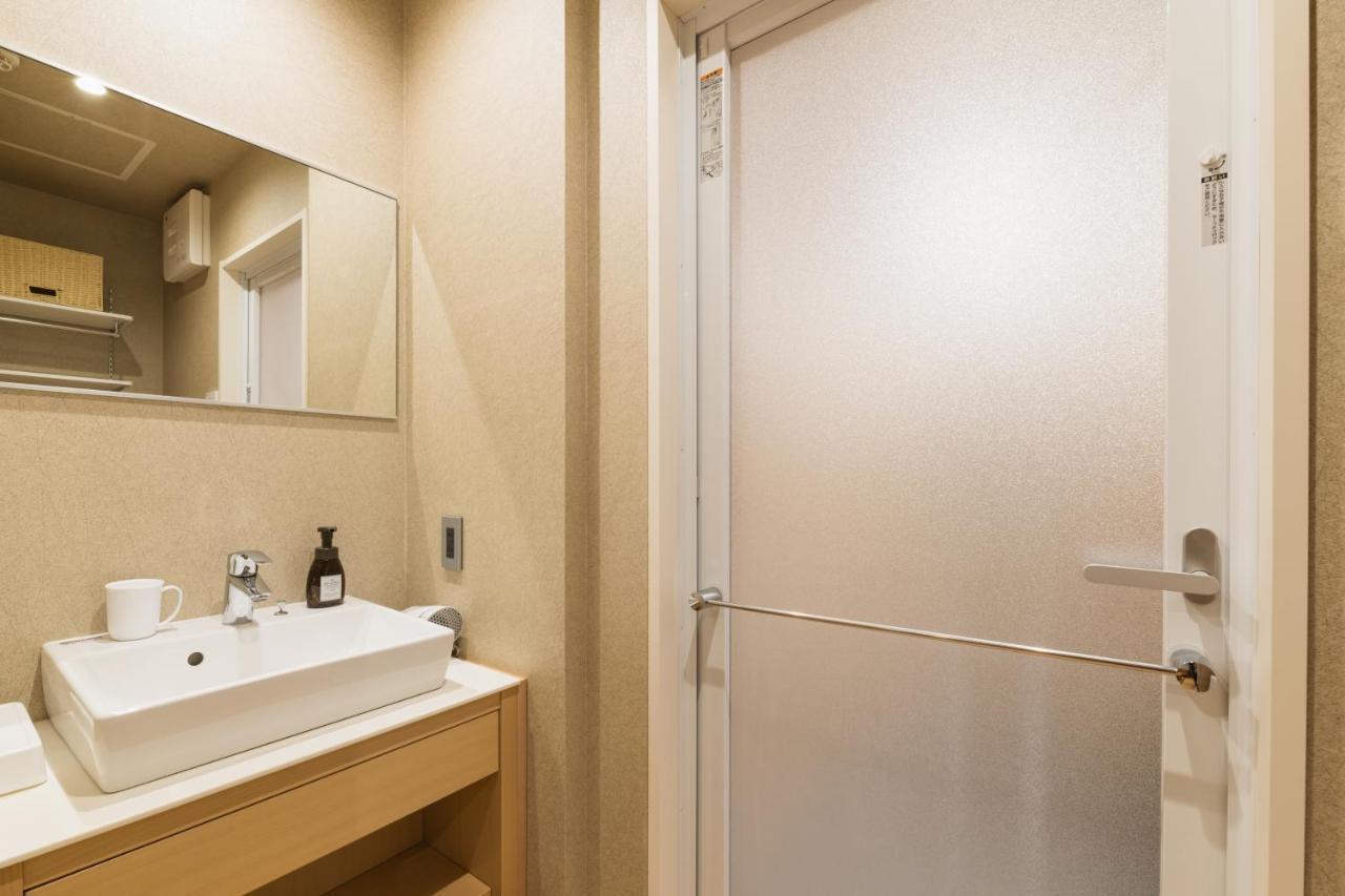 Aparthotel Grand Base Hakatamon Fukuoka  Exterior foto
